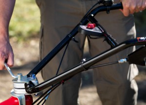 honda_motozappa_FJ_500SE_impugnatura